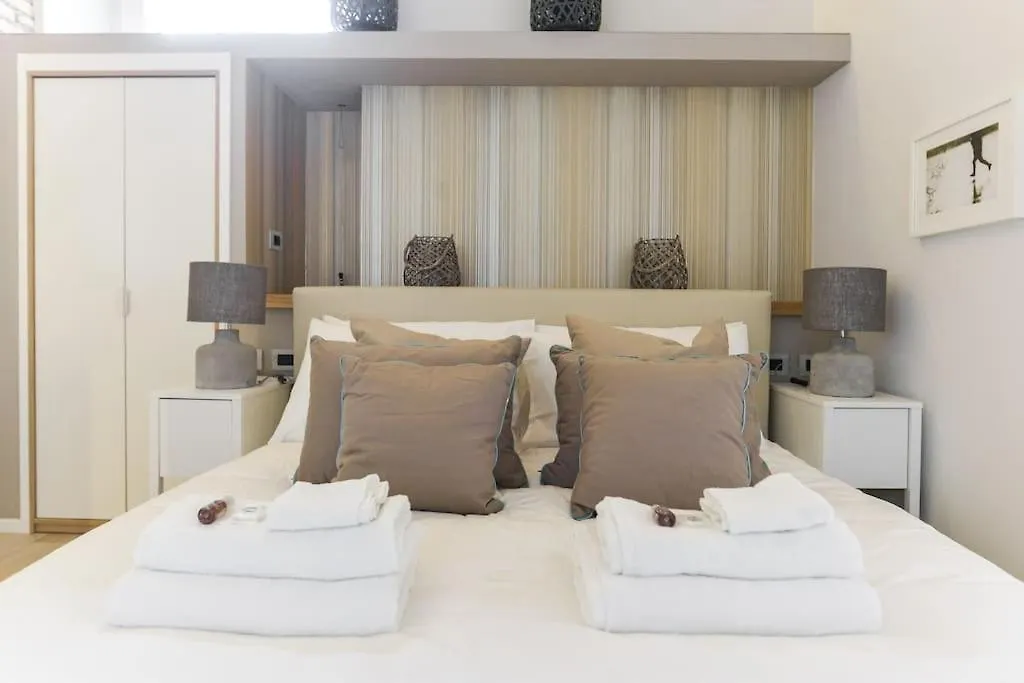 Luxury Home Vittoria Rome Apartment
