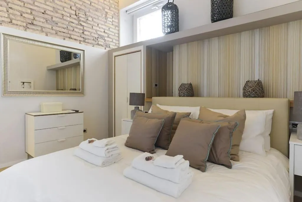 Luxury Home Vittoria Roma Appartamento